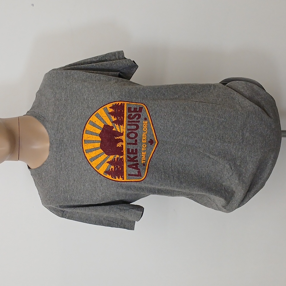 Lake Louise Travel Tee Size M